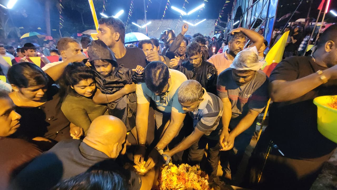 வடக்கு கிழக்கில் உணர்வு பூர்வமாக மாவீரர் தினம் அனுஷ்டிப்பு!