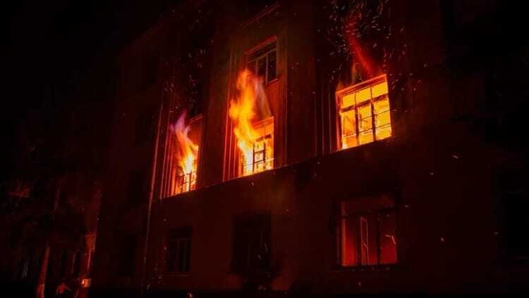 இந்தோனேஷிய தீவிபத்தில் 16 பேர் பலி!