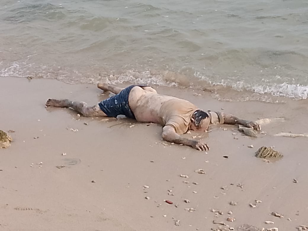 பருத்தித்துறை இன்பருட்டி கடற்கரையில் சடலம்!