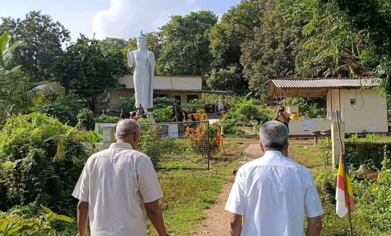 கன்னியாவிலுள்ள பிள்ளையார் கோவில் சிதைவுகளை பார்வையிட்ட சுமந்திரன்!