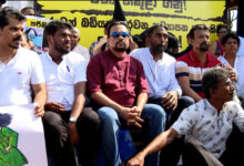 ‎பிரதமரை கல்வி அமைச்சர் பதவியிலிருந்து விலகுமாறு வலியுறுத்தி விமல் சத்தியாக்கிரகப் போராட்டம்!