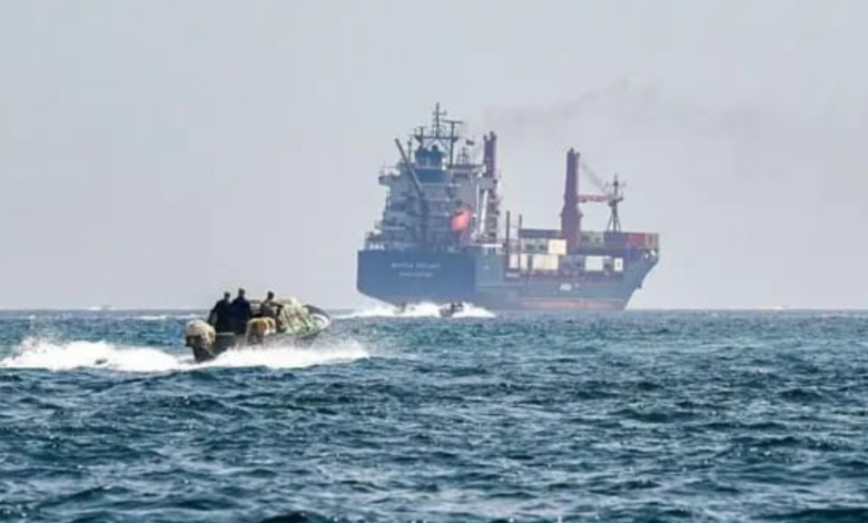 ஹோர்முஸ் நீரிணை போக்குவரத்தை வழமைக்கு கொண்டுவருமாறு ஈரானிடம் வலியுறுத்தியது சீனா!