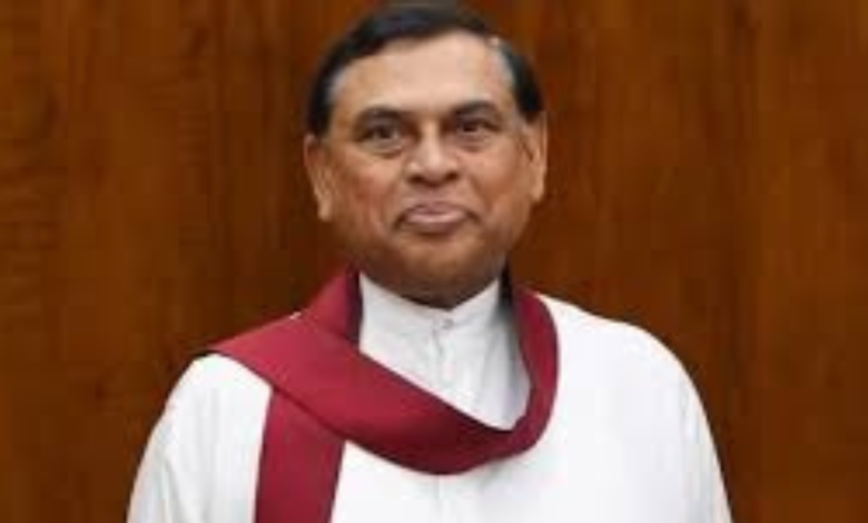 சுற்றுலா மேம்பாட்டுப் திணைக்களத்தின் நிதியை முறைகேடாகப் பயன்படுத்திய குற்றச்சாட்டில் பஷில் ராஜபக்ஷவை கைதுசெய்ய நீதிமன்றம் உத்தரவு!