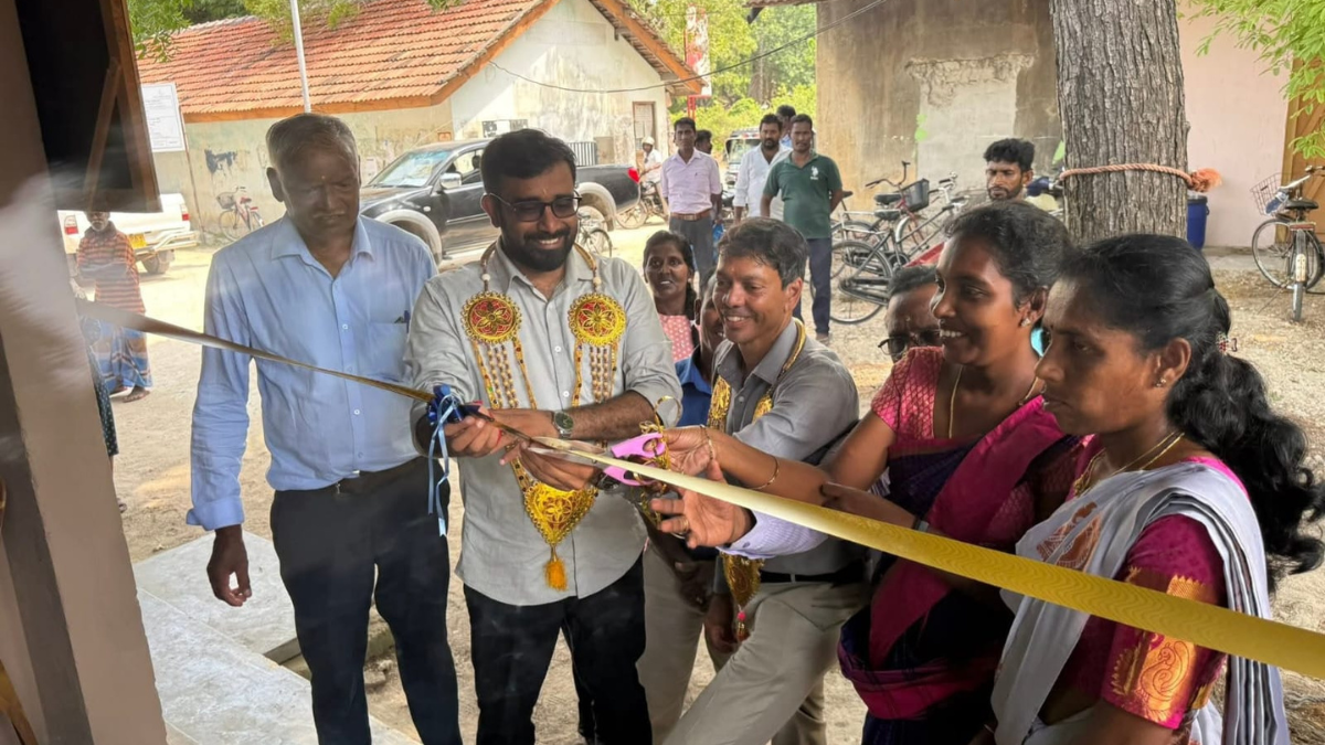 நெடுந்தீவு மகளிரின் பொருளாதார வலுவூட்டலுக்கு நிலையம் திறந்து வைப்பு!