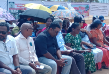 பலாலி மக்கள் காணிகளை விடுவிக்ககோரி 4 ஆவது ஞாயிறாகவும் போராட்டம்!
