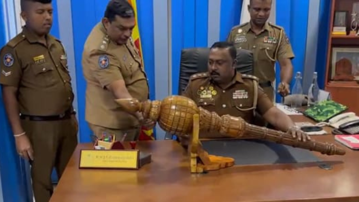 மாயமான வவுனியா மாநகர சபை செங்கோல் மீட்பு!