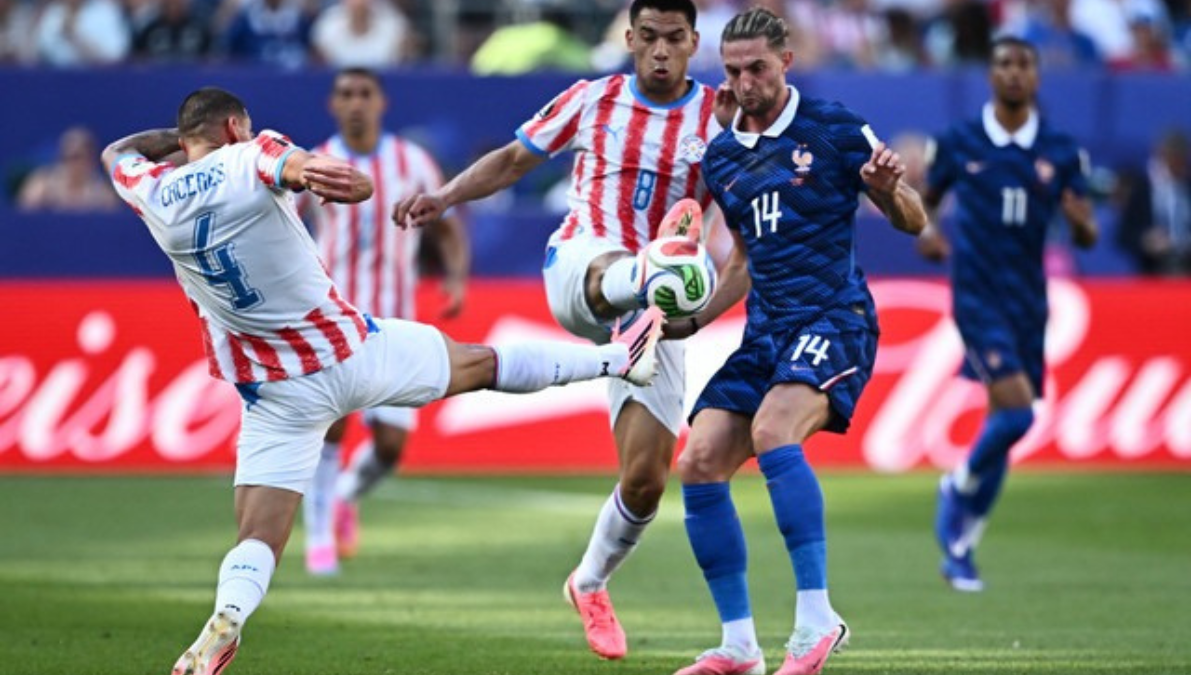FIFA உலக கிண்ண கால்பந்தாட்டத்தில் காலிறுதிக்குள் நுழைந்தது பிரான்ஸ்!